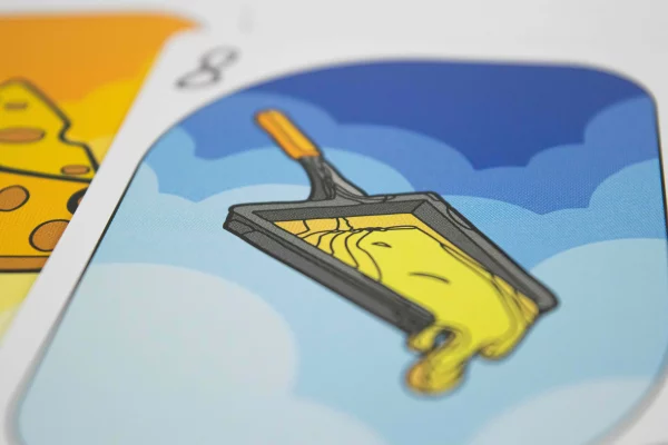 Carte Nutrino représentant du fromage raclette, délicieux et riche en protéines